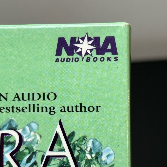 Nora Roberts Tears of the Moon 2nd in Irish Trilogy Audiobook 4 Cassettes NIB - Picture 7 of 8